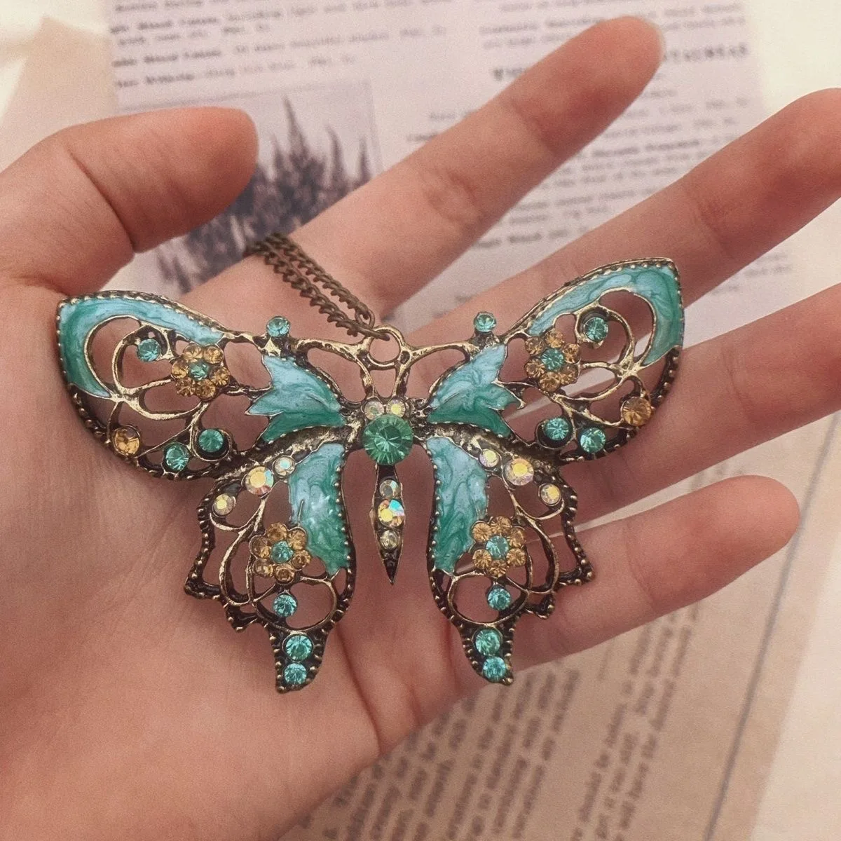 Cosplay retro butterfly pendan - Anime Cosplay Instagram 评论和价格